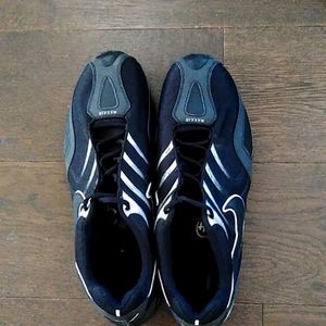 Nike Air max Runners Size 15 New